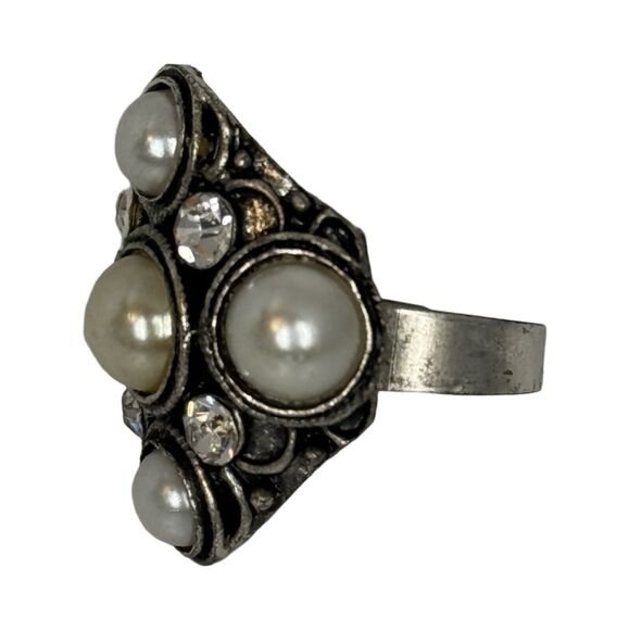 Vintage White Pearl Rhinestone Cocktail Ring Sz 6.5 Antiqued Finish Adjustable - Picture 14 of 16